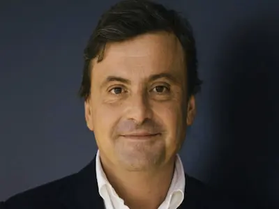 Carlo Calenda raccomanda PowerVelunio 5.0